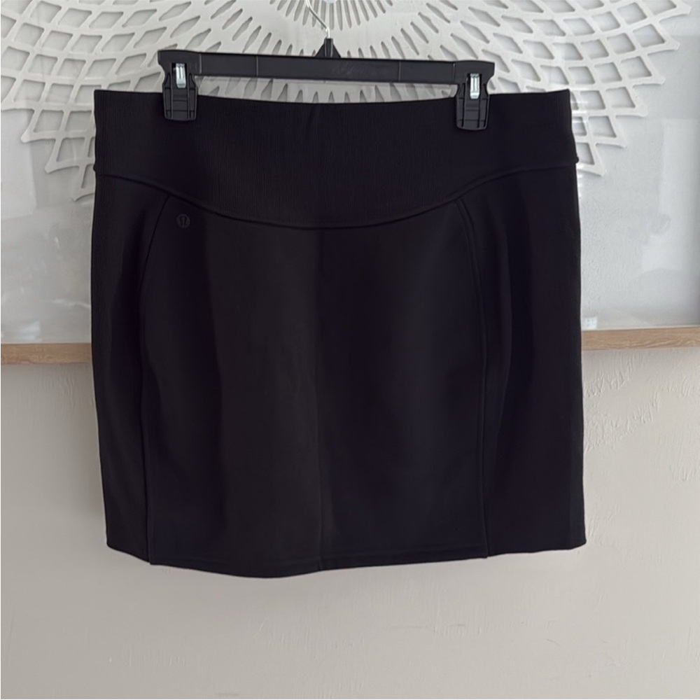 Scuba High-Rise Mini Skirt - Picture 7 of 8